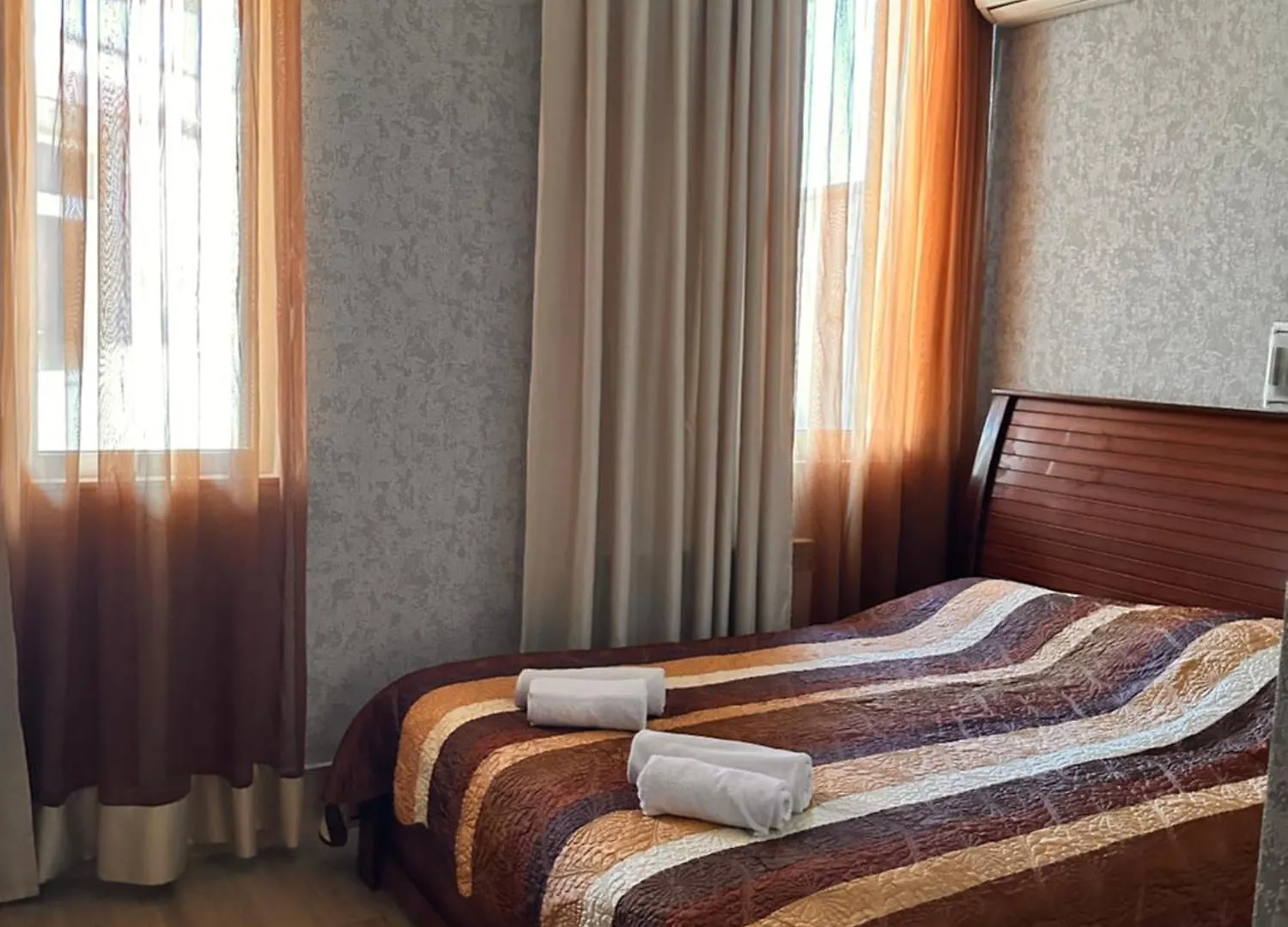 Iceberg Hotel Tiflis