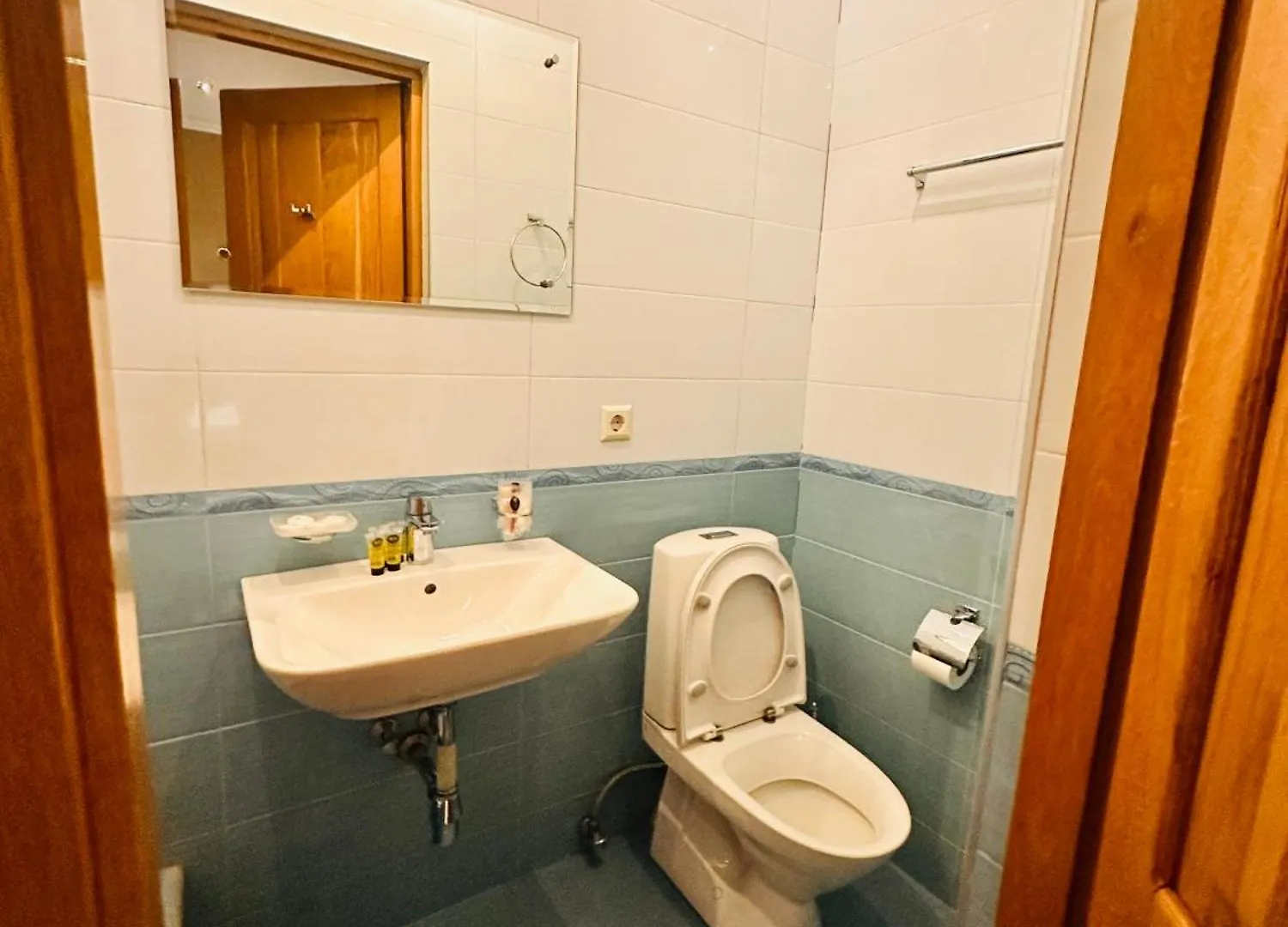 Iceberg Hotel Tiflis