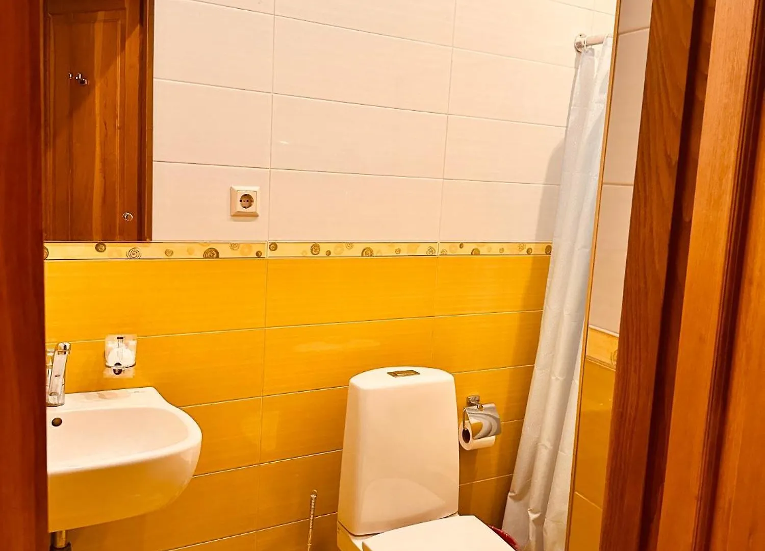 Iceberg Hotel Tiflis