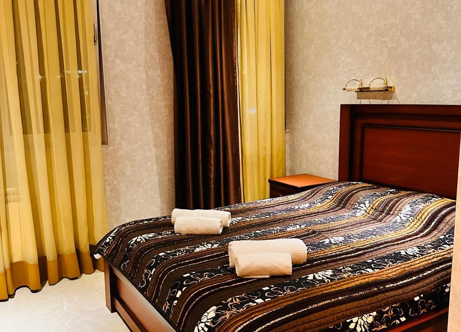 Iceberg Hotel Tiflis